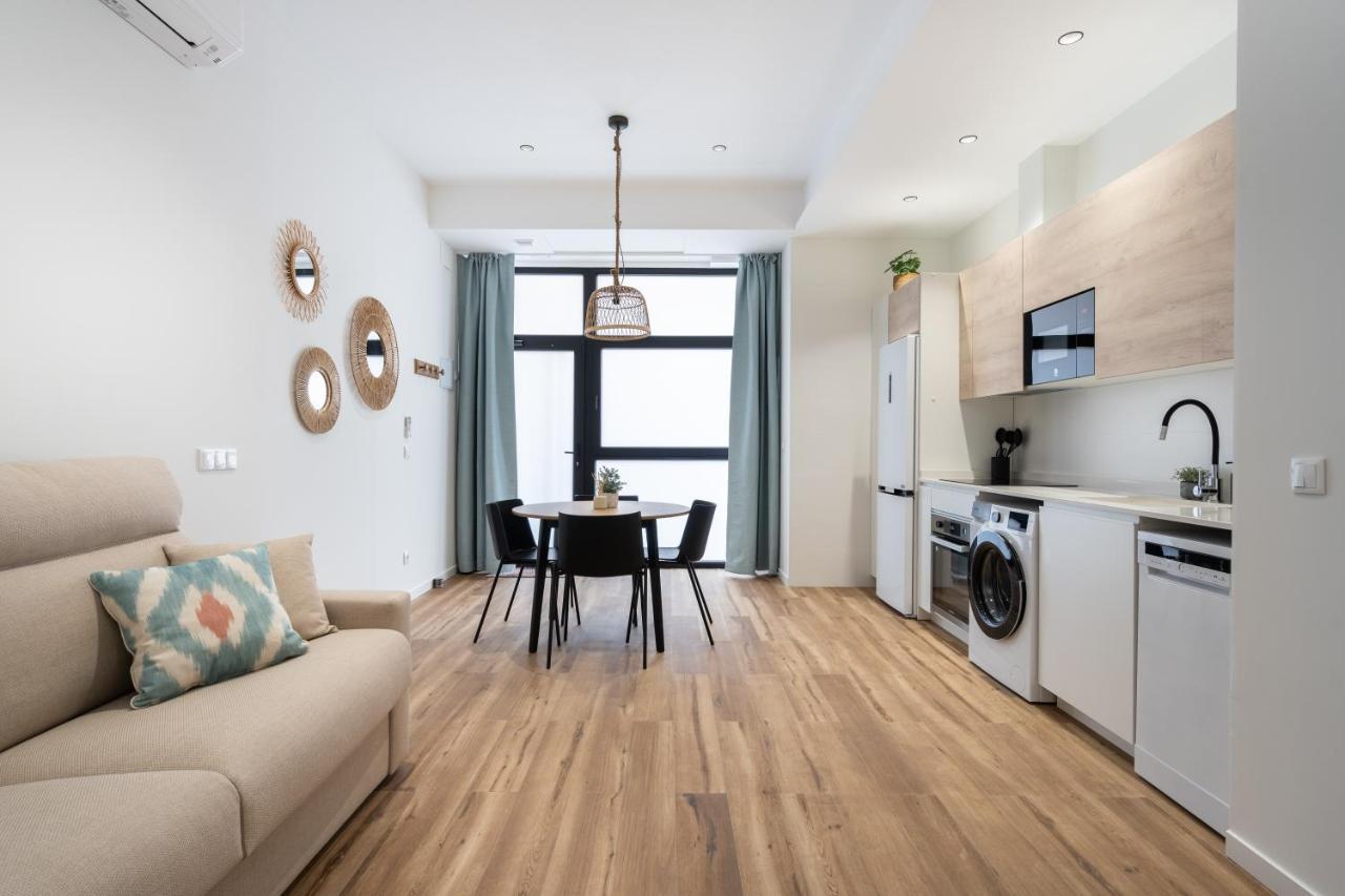 Marina Beach Apartments Walencja Zewnętrze zdjęcie